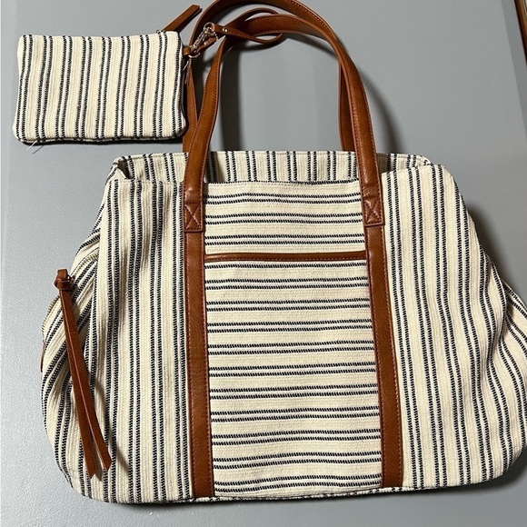 Madison West Overnight Tote and Sidekick Bag White With Black Stripes - Picture 1 of 14